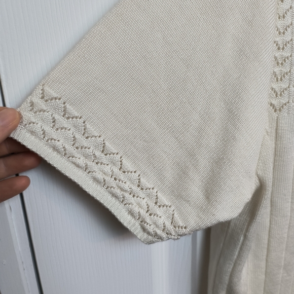 alfred dunner Cream ribbed Eyelet Crew Neck Short Sleeve Blouse Medium - Picture 4 of 9